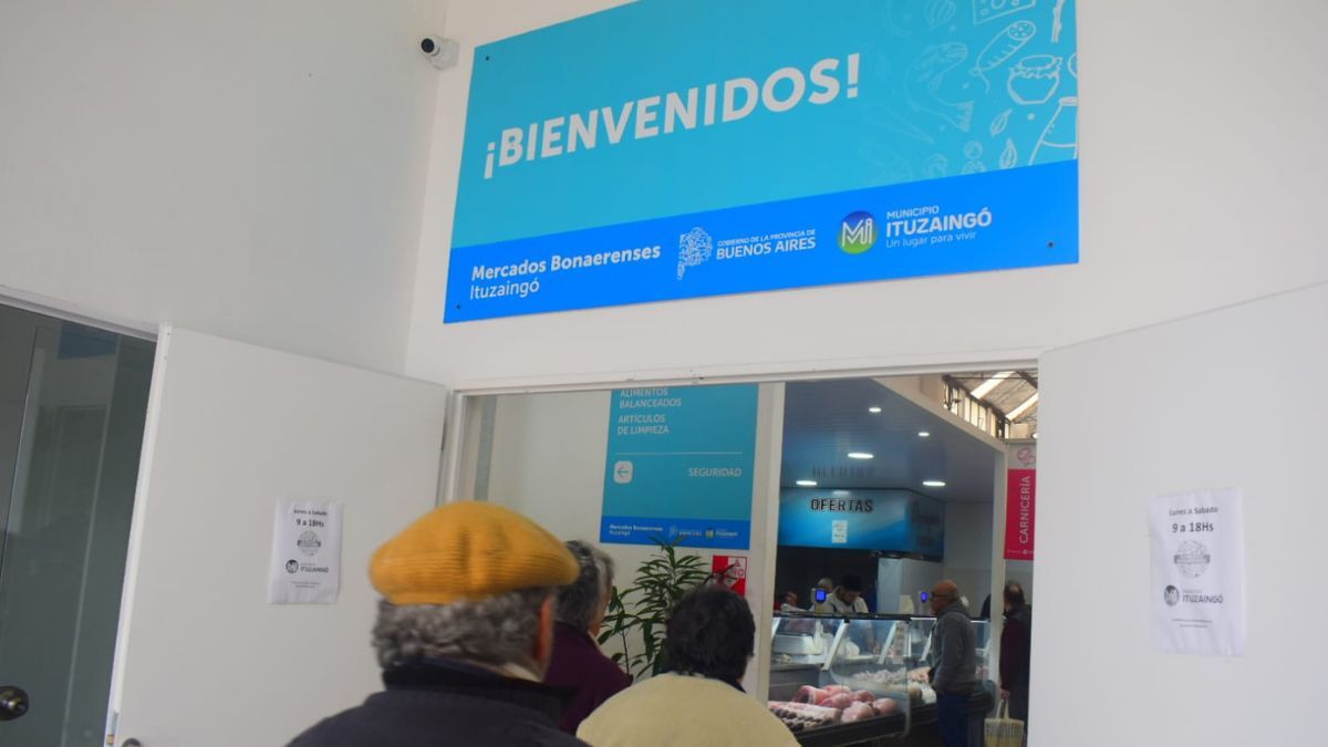 Ituzaingó: Centros de Jubilados aprovechan los lunes con 10% de descuento en el Mercado Bonaerense