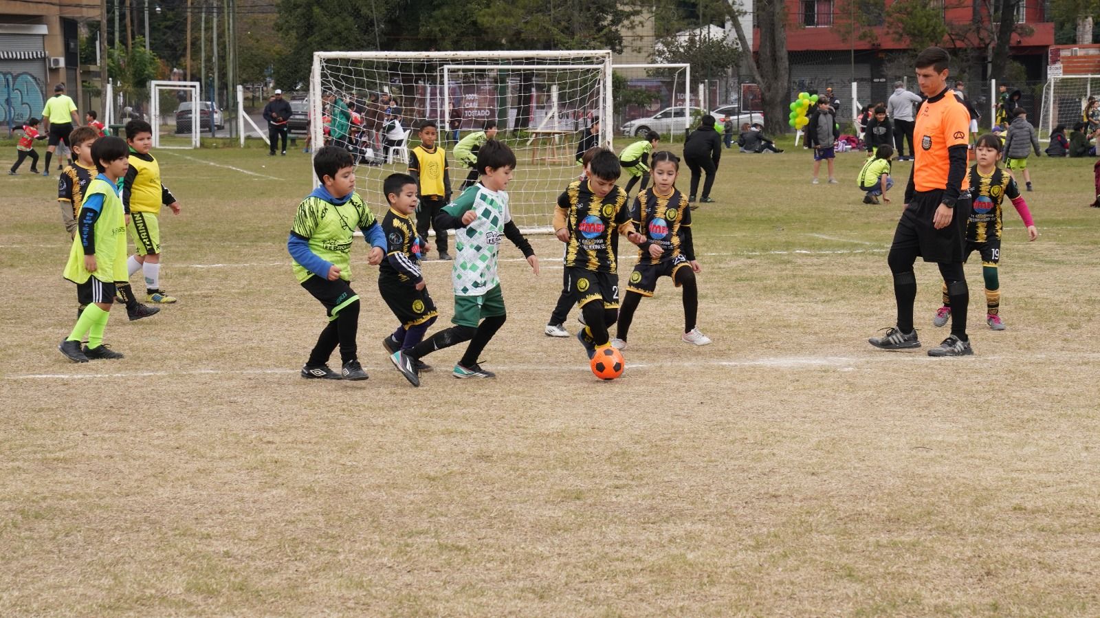 Ituzaingó: el domingo arranca la copa de fútbol "Ituzainguito" en La Torcaza