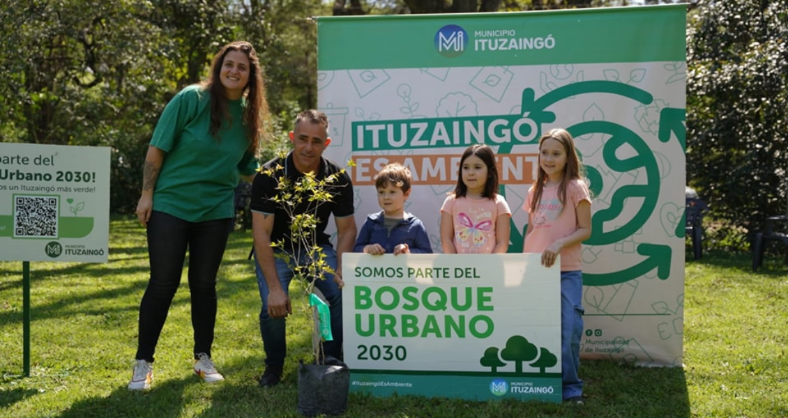 Ituzaingó: podés cambiar tus reciclables por un árbol para tu vereda