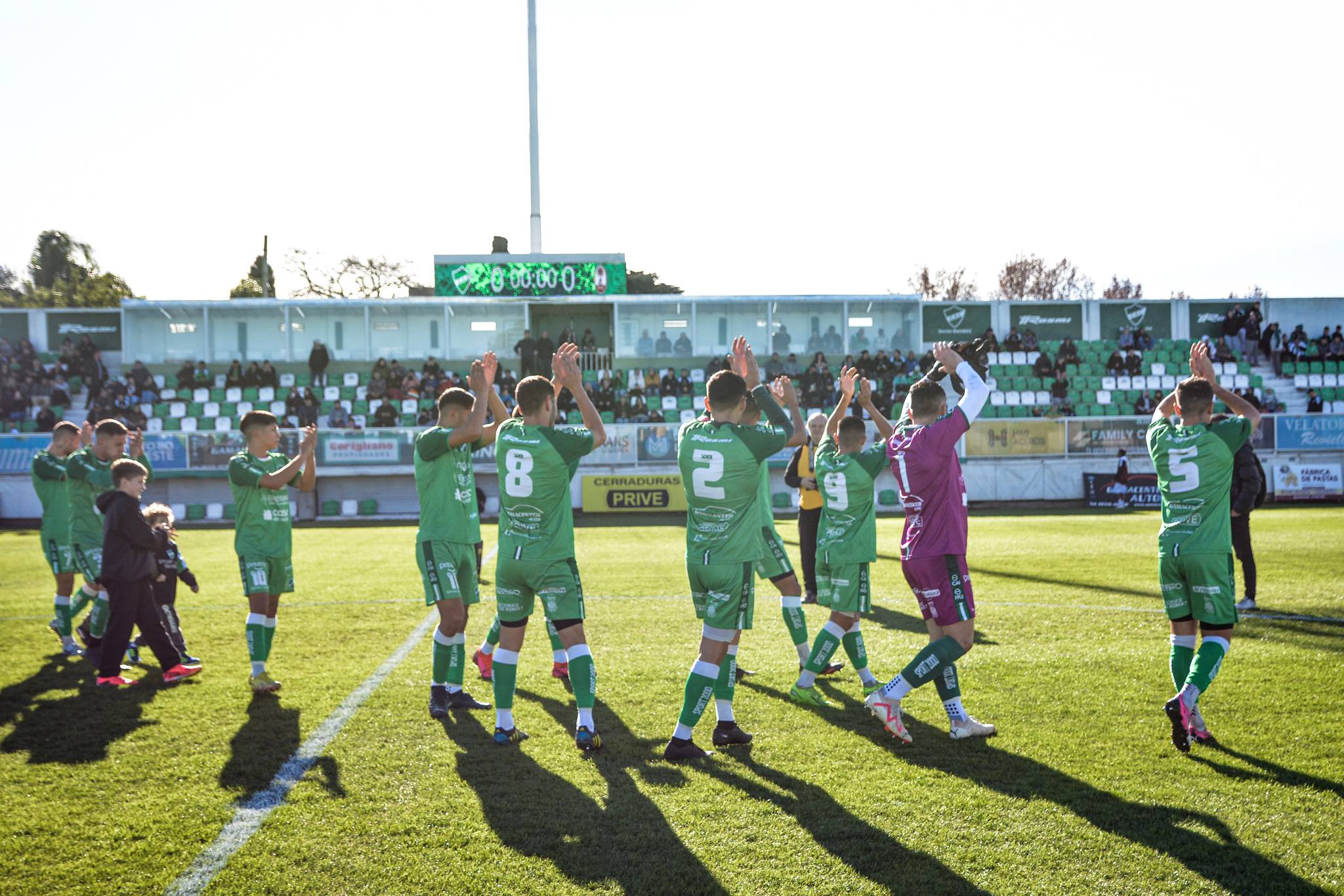 Llegaron nuevos jugadores al Verde y con varias novedades