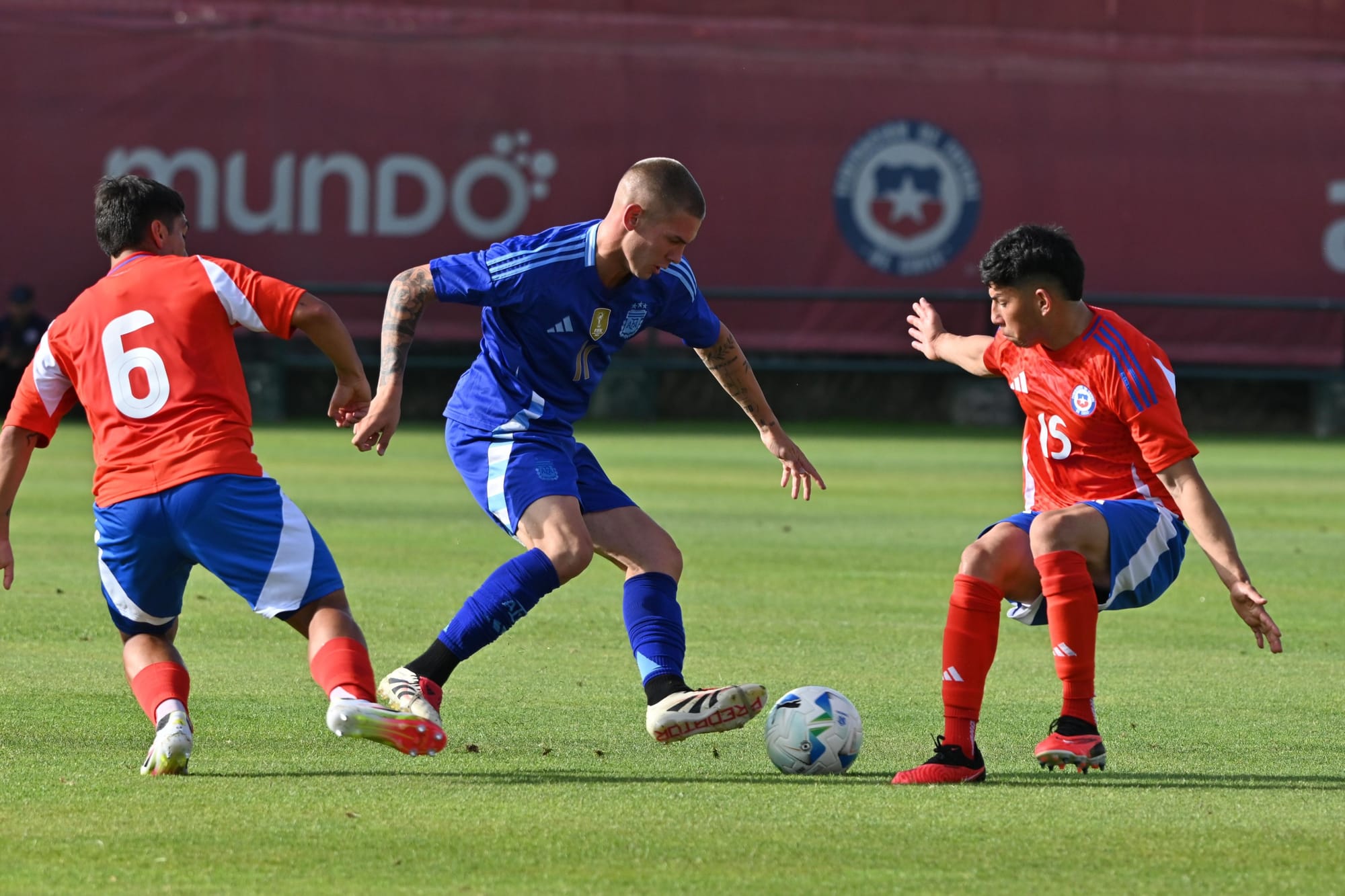 Argentina venció a Chile antes del arranque del Sudamericano