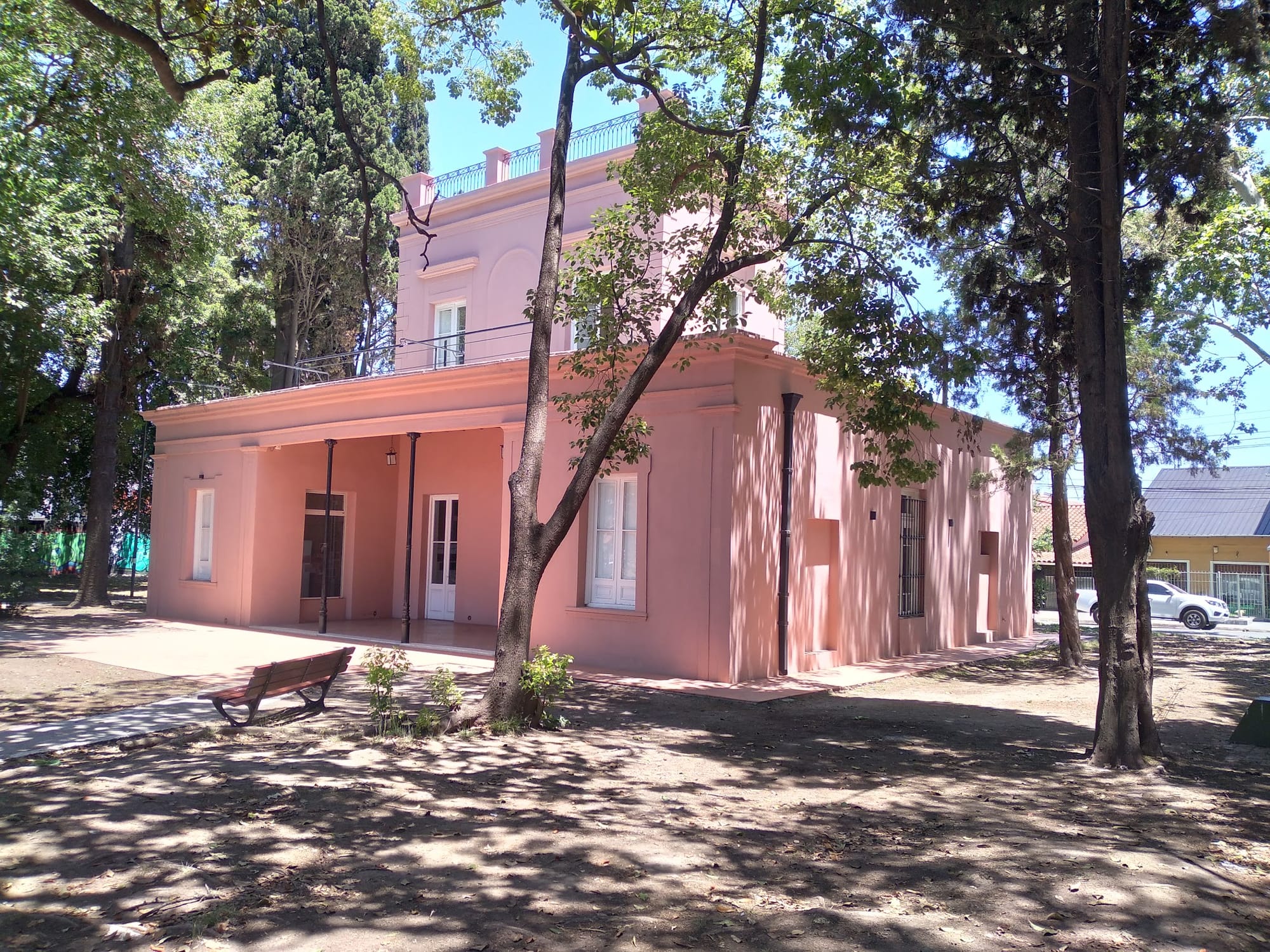 Verano en el Paracone: Conocé los talleres que inician hoy en el espacio cultural moronense