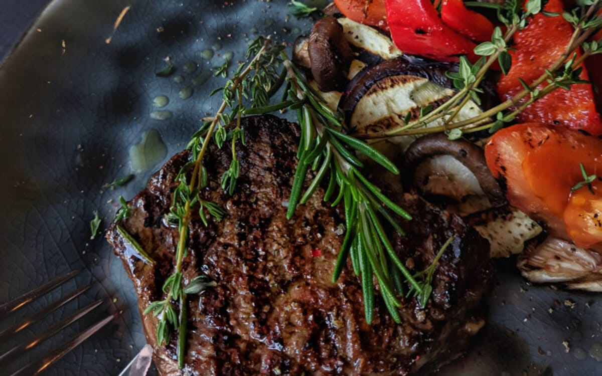 Paladar Negro Grill, el restaurante de Ituzaingó donde brilla el "Osobuco del Rey"