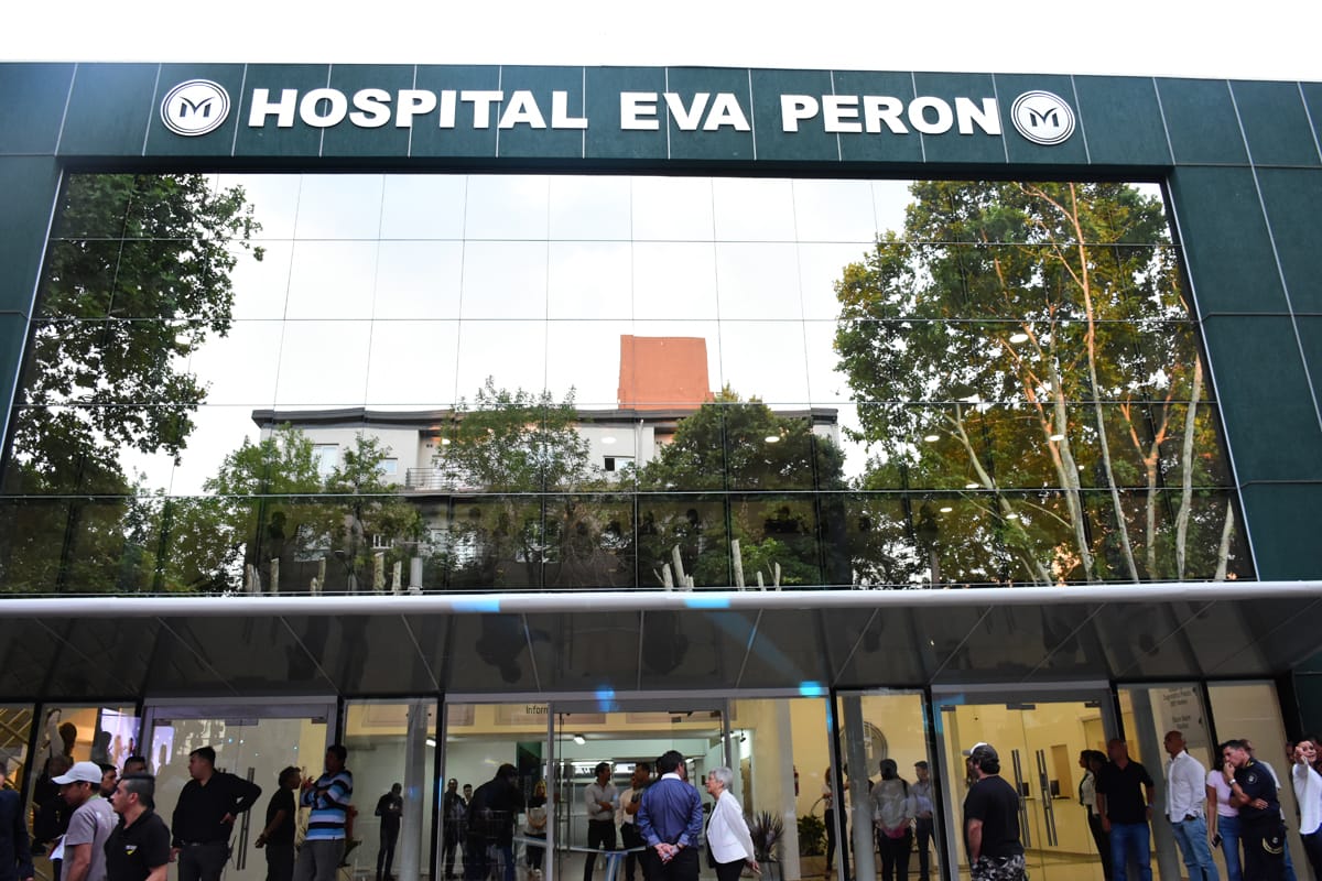 Equipo docente de la UNO realizó su primera cirugía odontológica en el Hospital Eva Perón