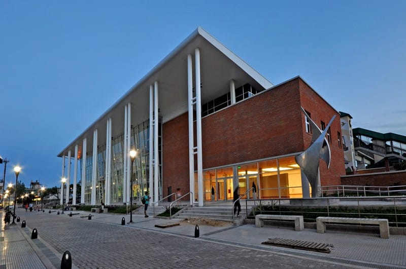 Guía para el vecino: Cómo realizar reclamos, denuncias y alertas de seguridad en Ituzaingó