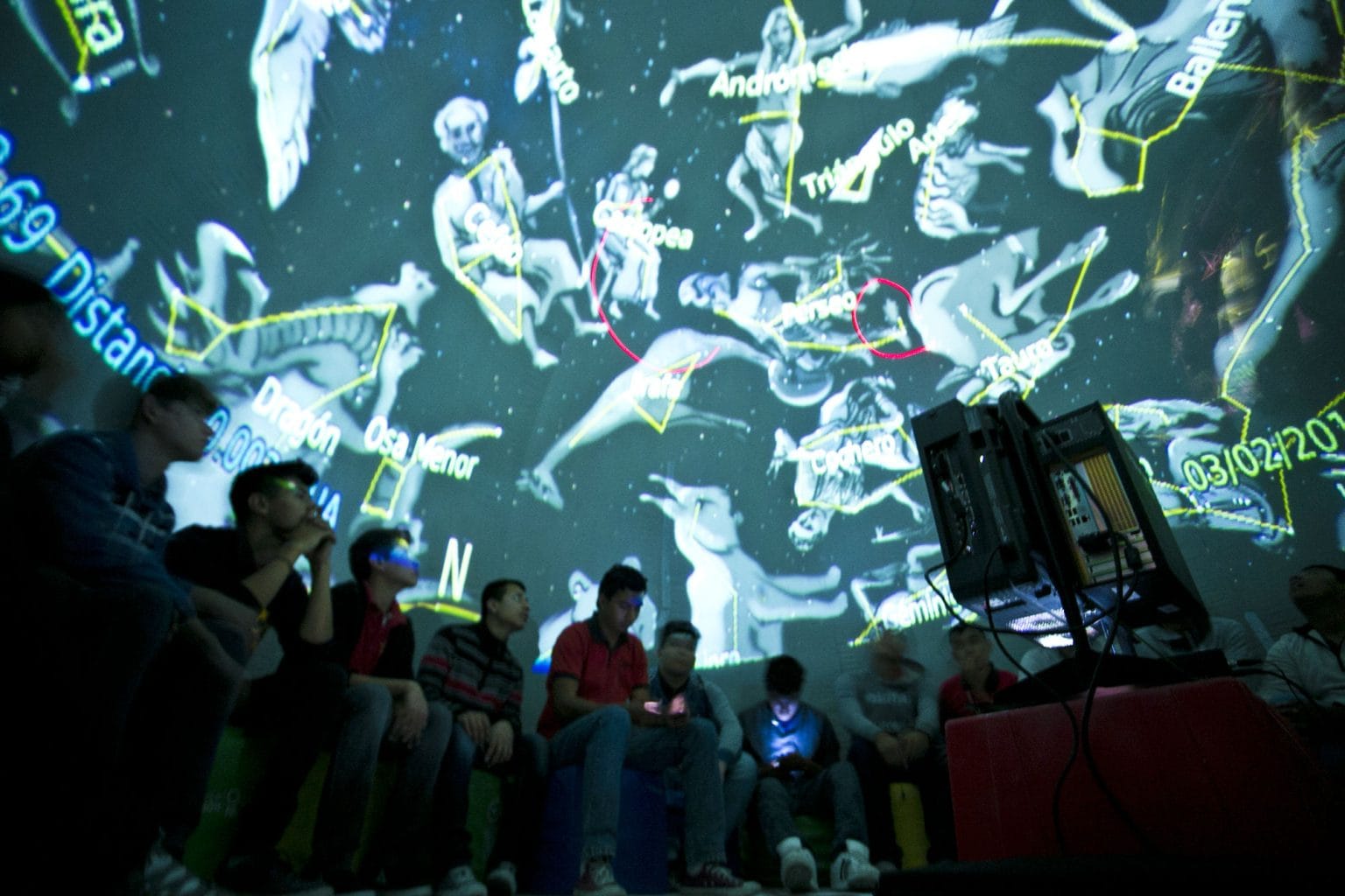 Los dinosaurios y los astronautas llegan a Ituzaingó