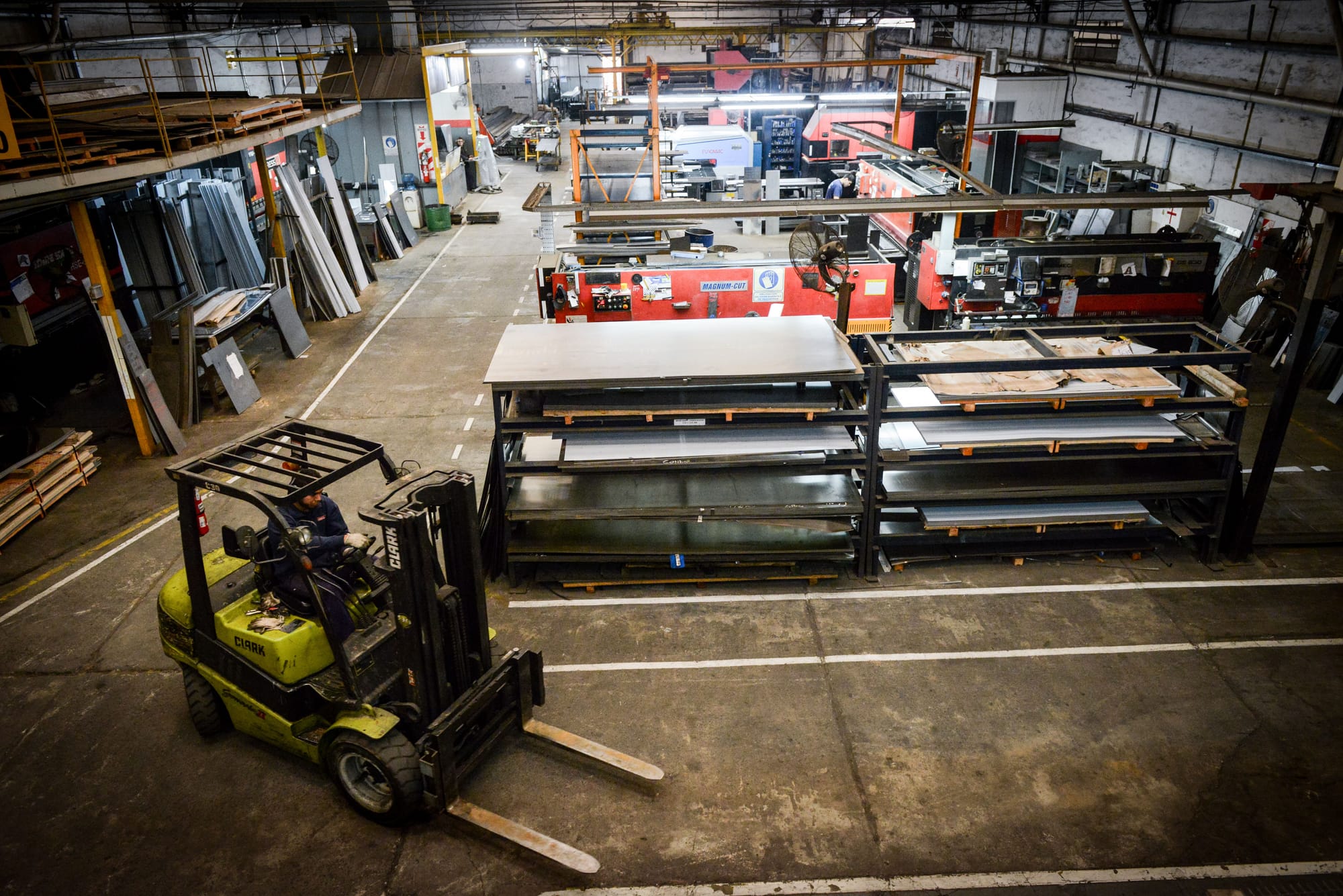 Se derruba la industria en Ituzaingó: cierra una empresa lider