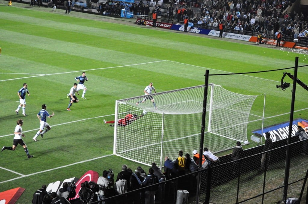 El Clásico rioplatense se mudará a la Playa Mansa