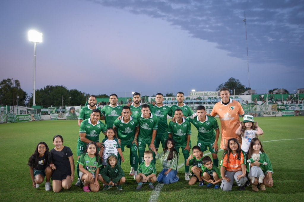 El León no pudo rugir en el debut