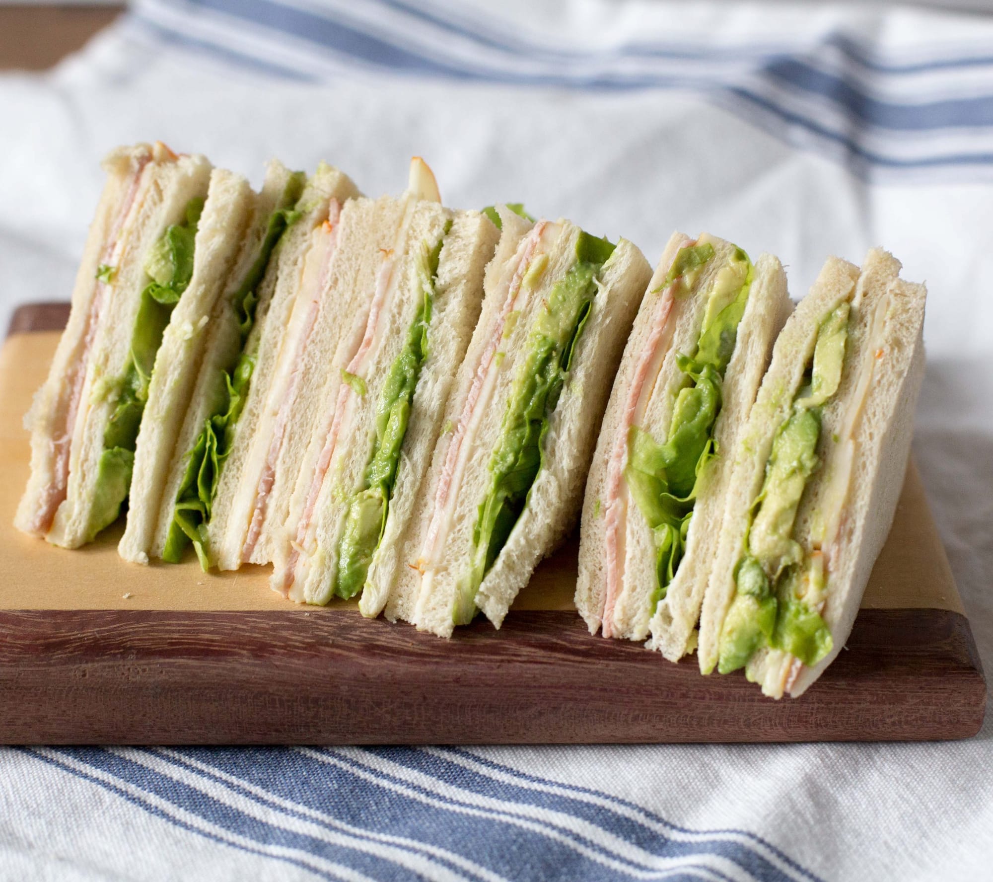 Un influencer destacó que “los verdaderos sandwiches de miga” están en Ituzaingó