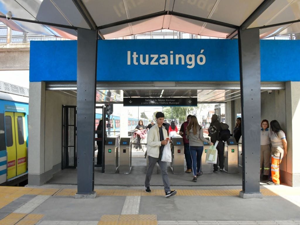 Desde hoy los trenes y colectivos serán más caros