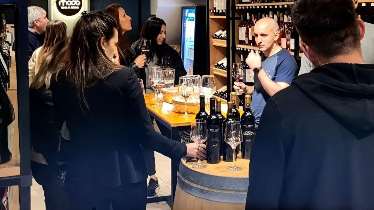 Llega una nueva edición de la "Noche de las Vinotecas" a zona oeste
