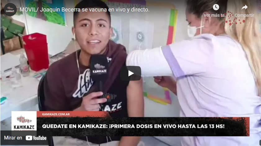 Vacunación contra la gripe y covid en Barrio Nuevo: el móvil de Radio Kamikaze vacunándose en vivo