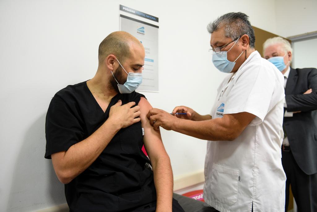 Preocupación por la suba de casos de COVID, dónde podes vacunarte en Ituzaingó