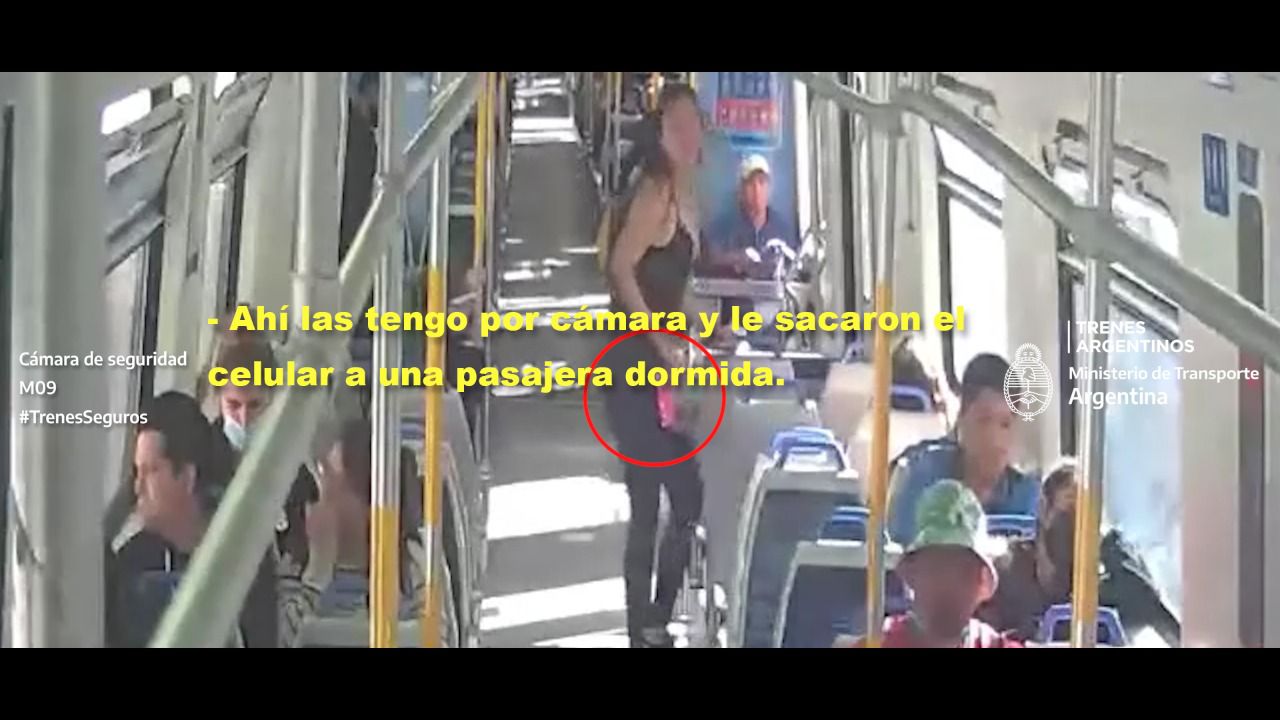 Por las cámaras, detienen a dos mujeres que robaban celulares en el Sarmiento