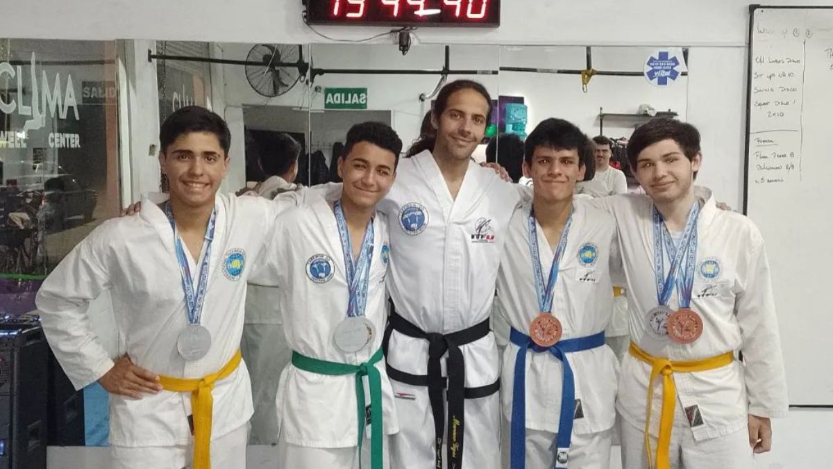 Campeonato Mundial de Taekwondo: 10 jóvenes de Morón consiguieron 14 medallas