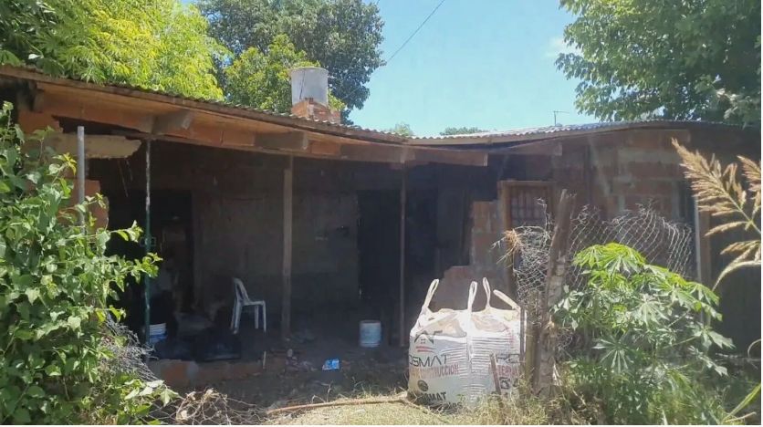 Tragedia en Moreno: un auto se incrustó en una casa y mató a 2 nenes