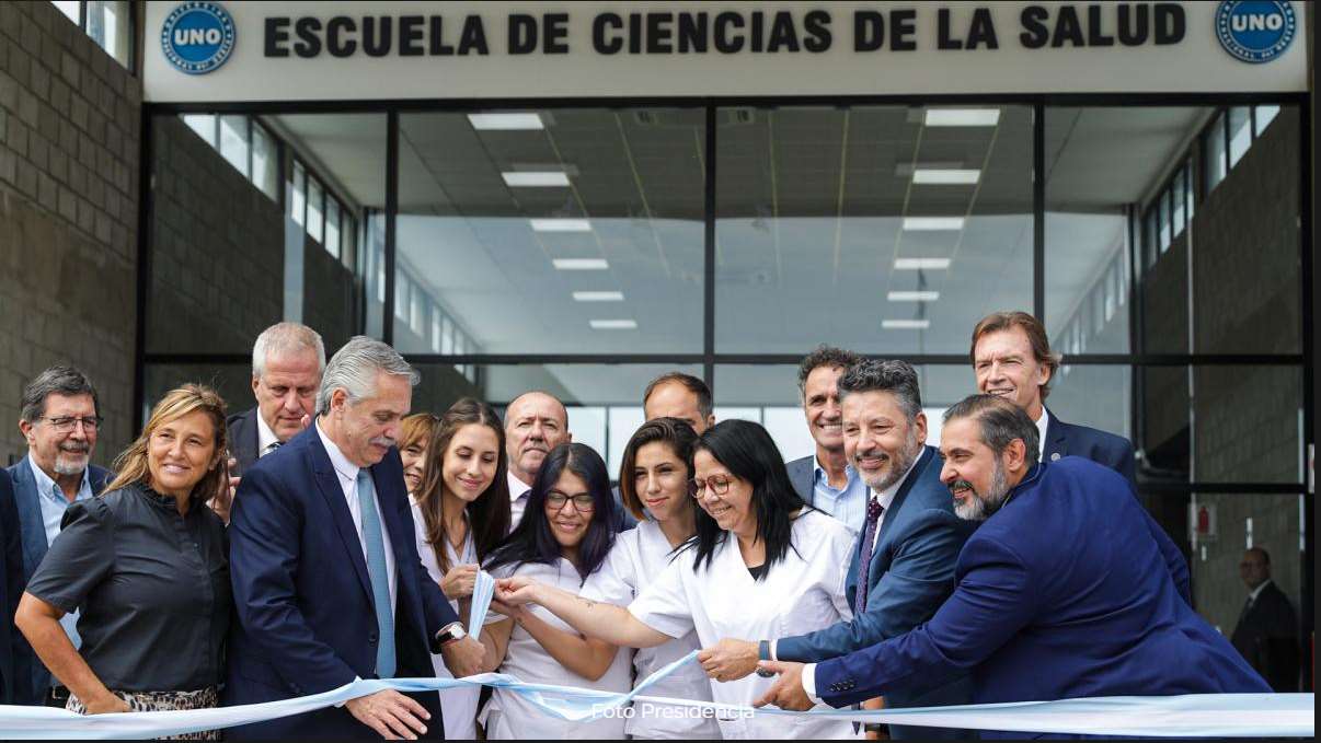 El presidente alberto Fernandez estuvo hoy en Merlo para inaugurar un nuevo edificio en la Universidad Nacional del Oeste.