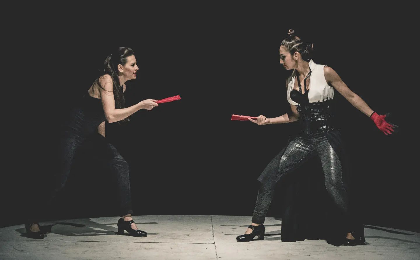 Laura Azcurra y Mariana Astutti se presentarán gratis en Ituzaingó con un show de flamenco