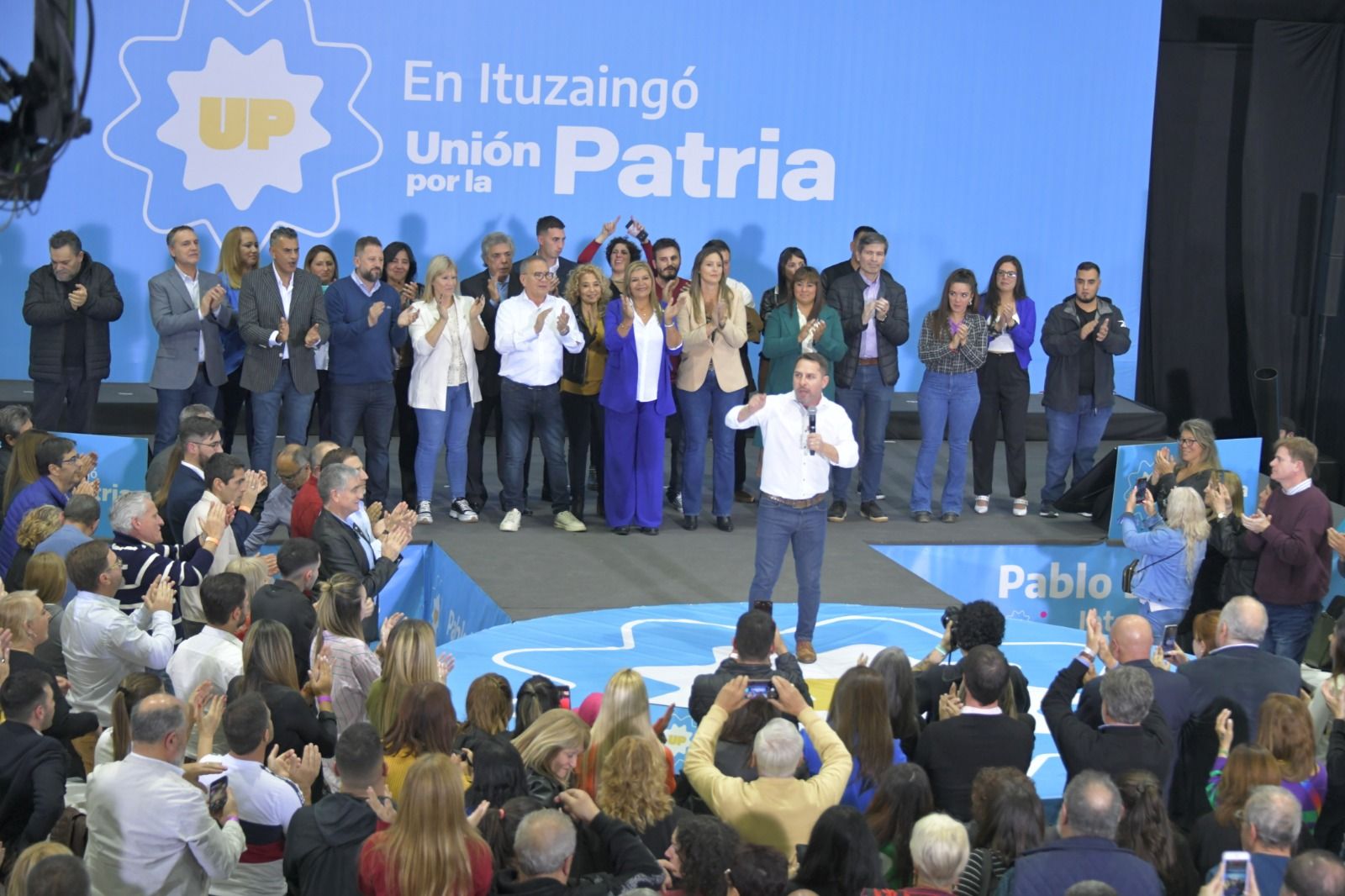 Ituzaingó: Unión por la Patria presentó a sus candidatos y Pablo Descalzo habló frente a una multitud
