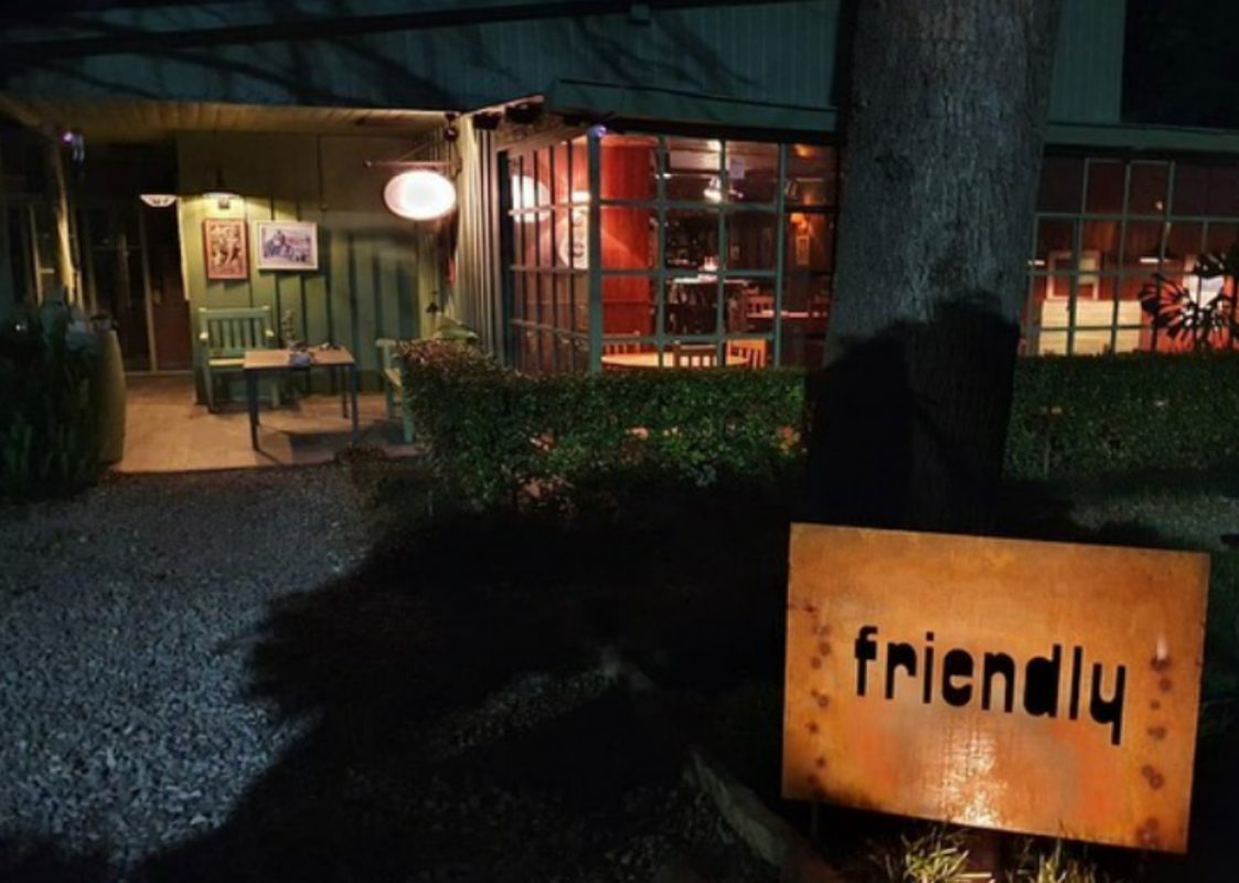 “Friendly”, la historia del local gastronómico de Parque Leloir atendido por sus dueños hace 40 años