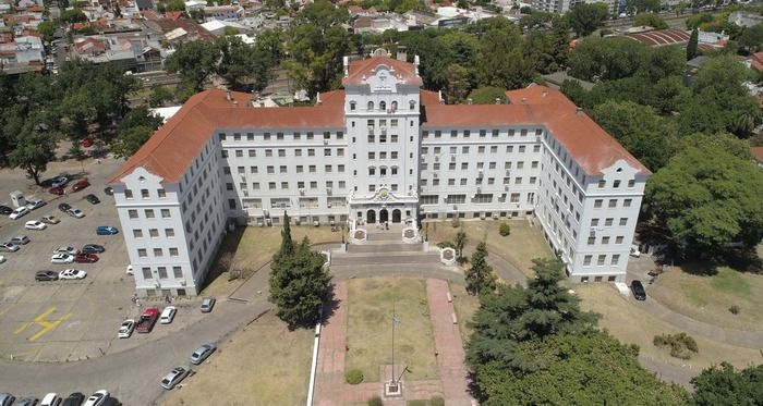 El Hospital Güemes de Haedo, la historia de una de las instituciones más relevantes del conurbano