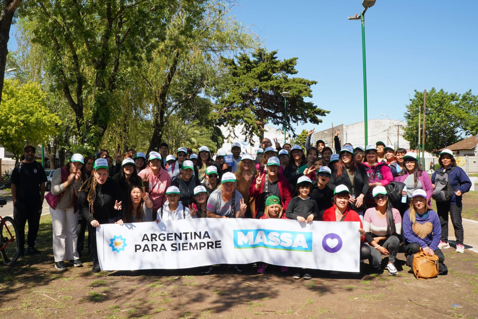 Natalia Peluso y su espacio político cierran la campaña de Massa en Ituzaingó