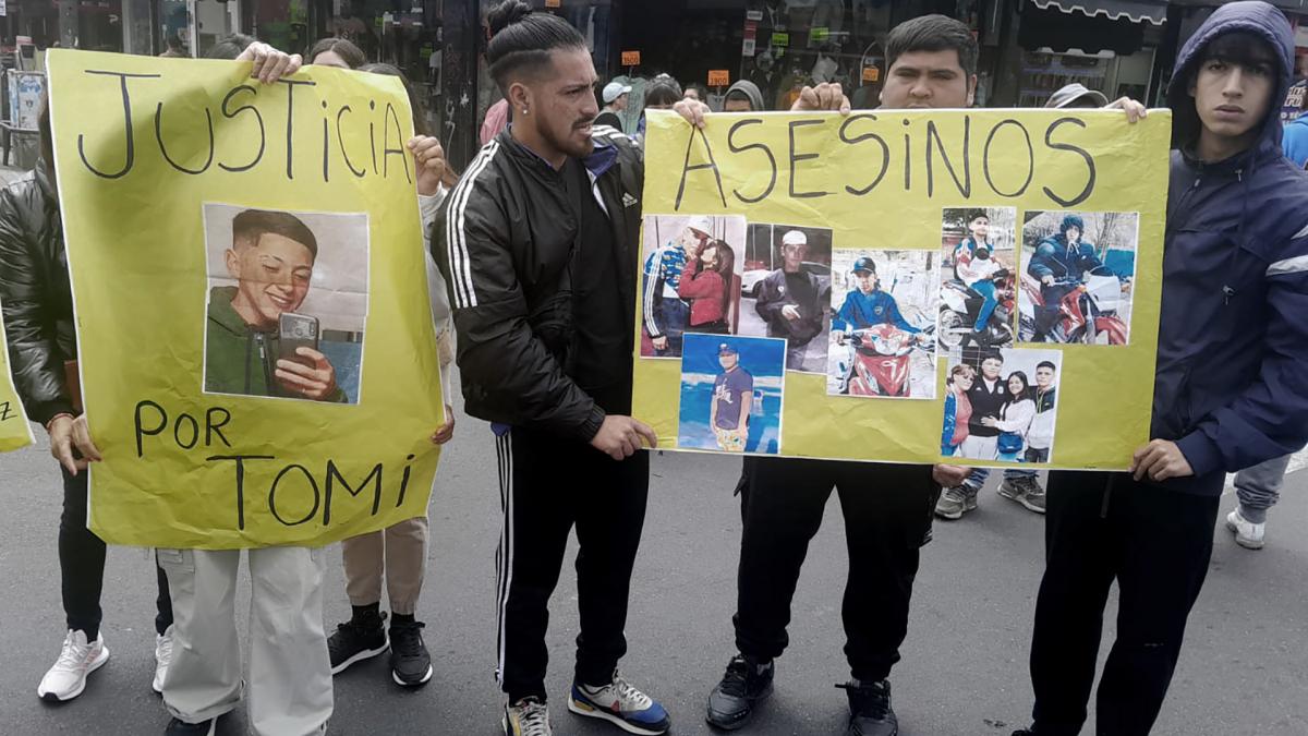 Crimen de Tomás Sánchez: Así fue la marcha de familiares y amigos pidiendo justicia