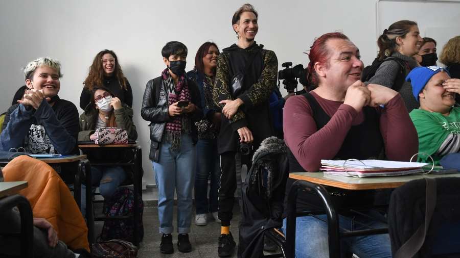 Educación e inclusión: Morón brinda la oportunidad de terminar los estudios a la comunidad LGBT+