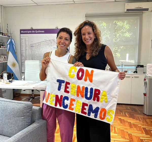 Feminismo popular y latinoamericano: La concejala brasileña Mónica Benicio visitó a la intendenta Mayra Mendoza en Quilmes