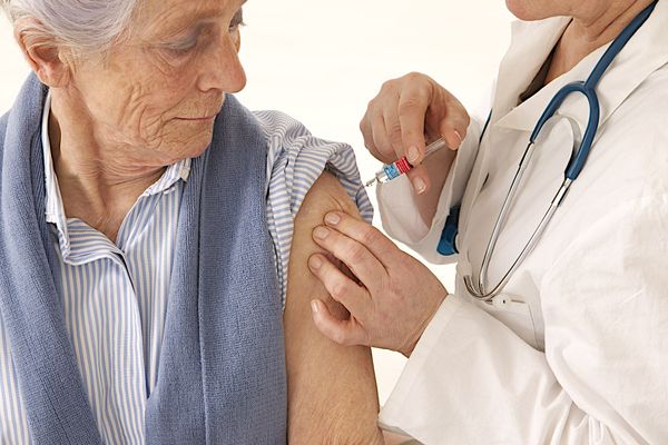 Comienza la vacunación gratuita contra la gripe en toda la Provincia