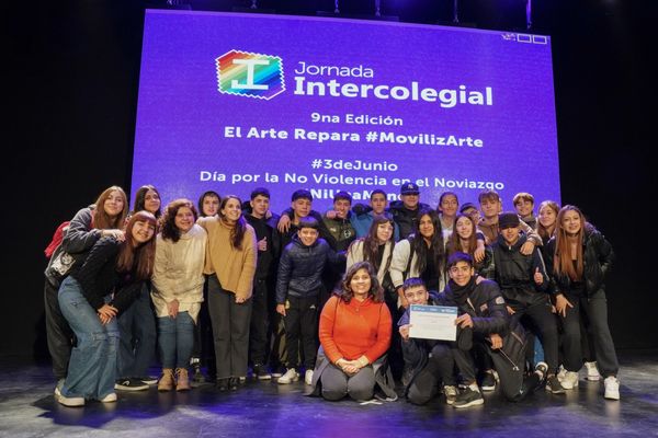 Escuelas de Ituzaingó compartieron la jornada "El arte Repara"