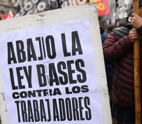 Morón en lucha: Vecinos se movilizarán a Plaza de Mayo para reclamar por los detenidos durante la protesta contra la Ley Bases