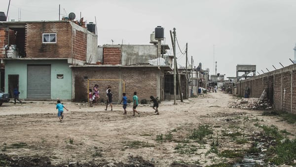 Otro tarifazo en febrero para las familias pobres del Conurbano