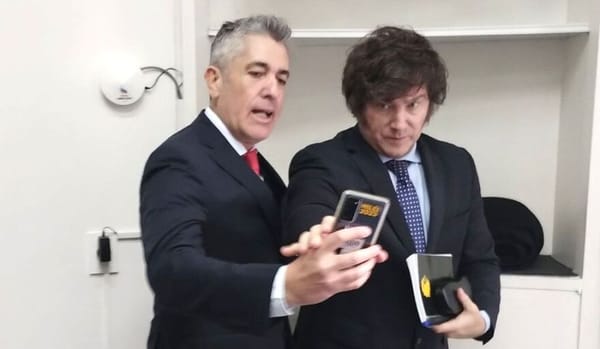Escandalo en el PAMI de Ituzaingó: un dirigente de Milei se queda con lo sueldos