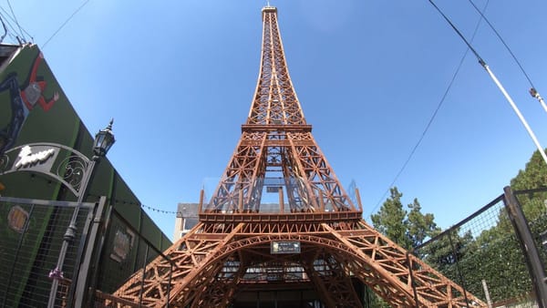 La Torre Eiffel de Ituzaingó funcionará como sede de la Feria "Dos Reinas"