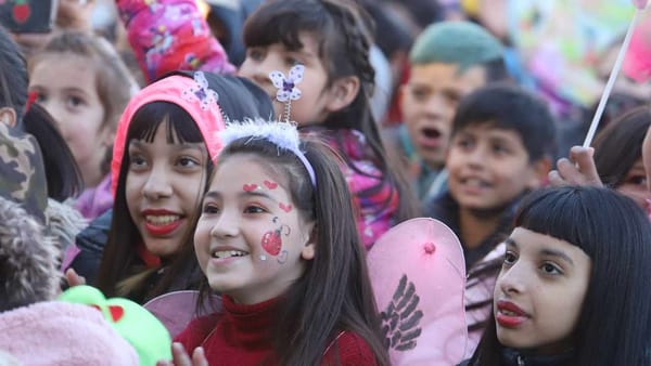Un bar de Ituzaingó lanzó una propuesta para l@s más chic@s en vacaciones