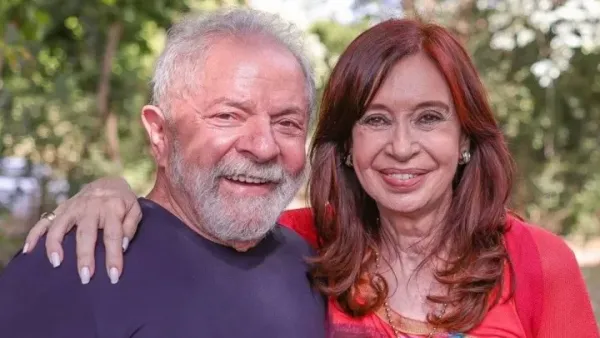 Lula llega a Argentina para visitar a Cristina