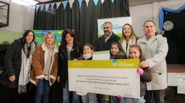 Gracias al reciclado de aceite, las escuelas de Ituzaingó recibieron 3 millones de pesos