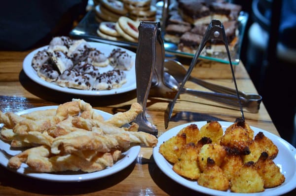 Un bar de Ituzaingó lanzó una propuesta de merienda libre a un precio accesible