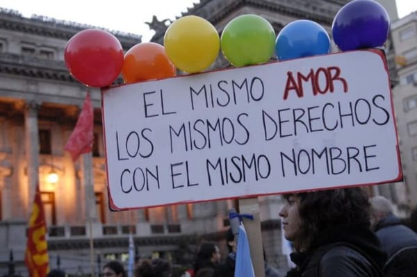 Cuando el amor se volvió ley: 15 años de la Ley de Matrimonio Igualitario en Argentina