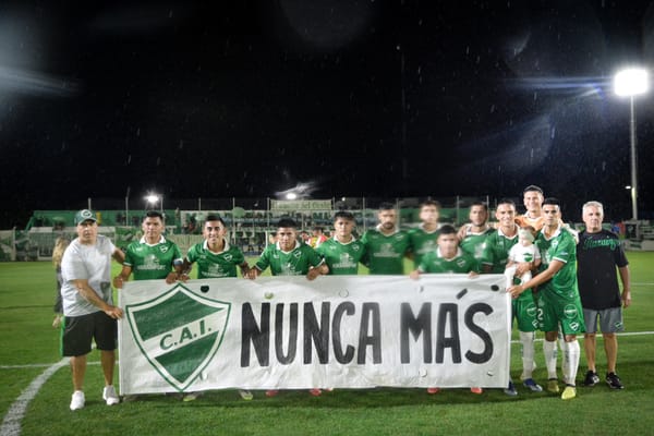 Humedad, llovizna y empate en el Oeste