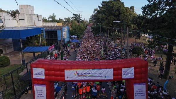 Más de 20  mil vecinos corrieron hoy la tradicional Maratón de Ituzaingó