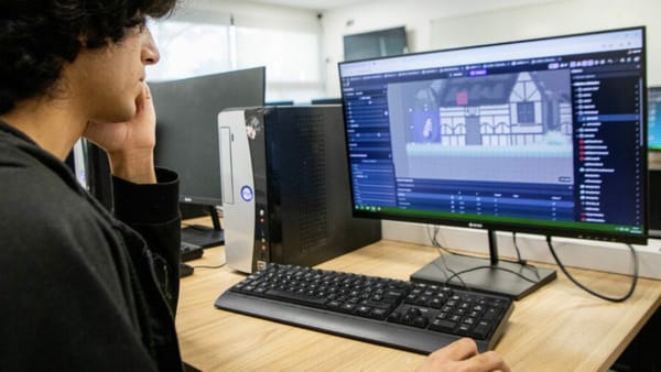 Estudiantes de la UNAHUR accedieron a la final de un mundial de desarrollo de videojuegos