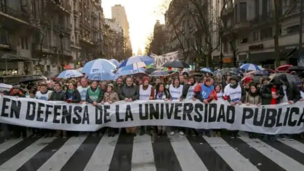 Las universidades se movilizan este martes en defensa de la educación pública