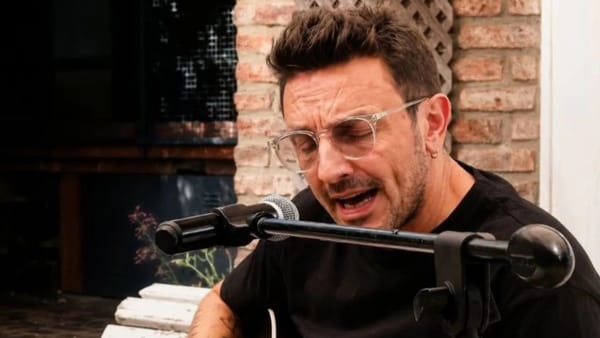 Emi Brancciari inauguró el ciclo "El Banquito de Norita"