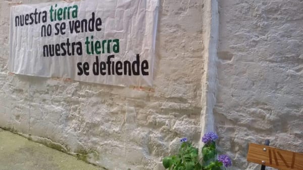 Crece por la redes y con autoconvocados la consigna: "La tierra no se vende"