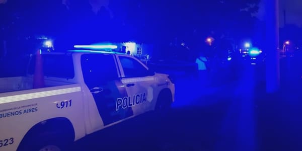 Ituzaingó: femicidio de una joven de 18 años. Buscan al femicida que se fugó