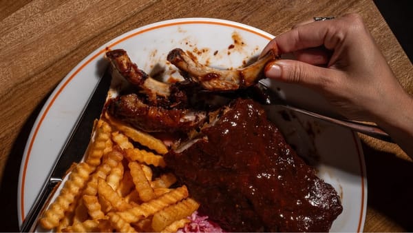 Ituzaingó: La Cochera y Maleducado se unen para presentar una propuesta gastronómica imperdible