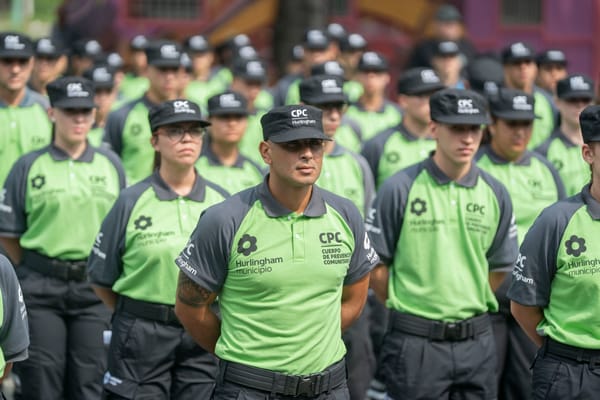 Hurlingham: nuevos agentes del CPC se entrenan en el uso de pistolas de letalidad reducida